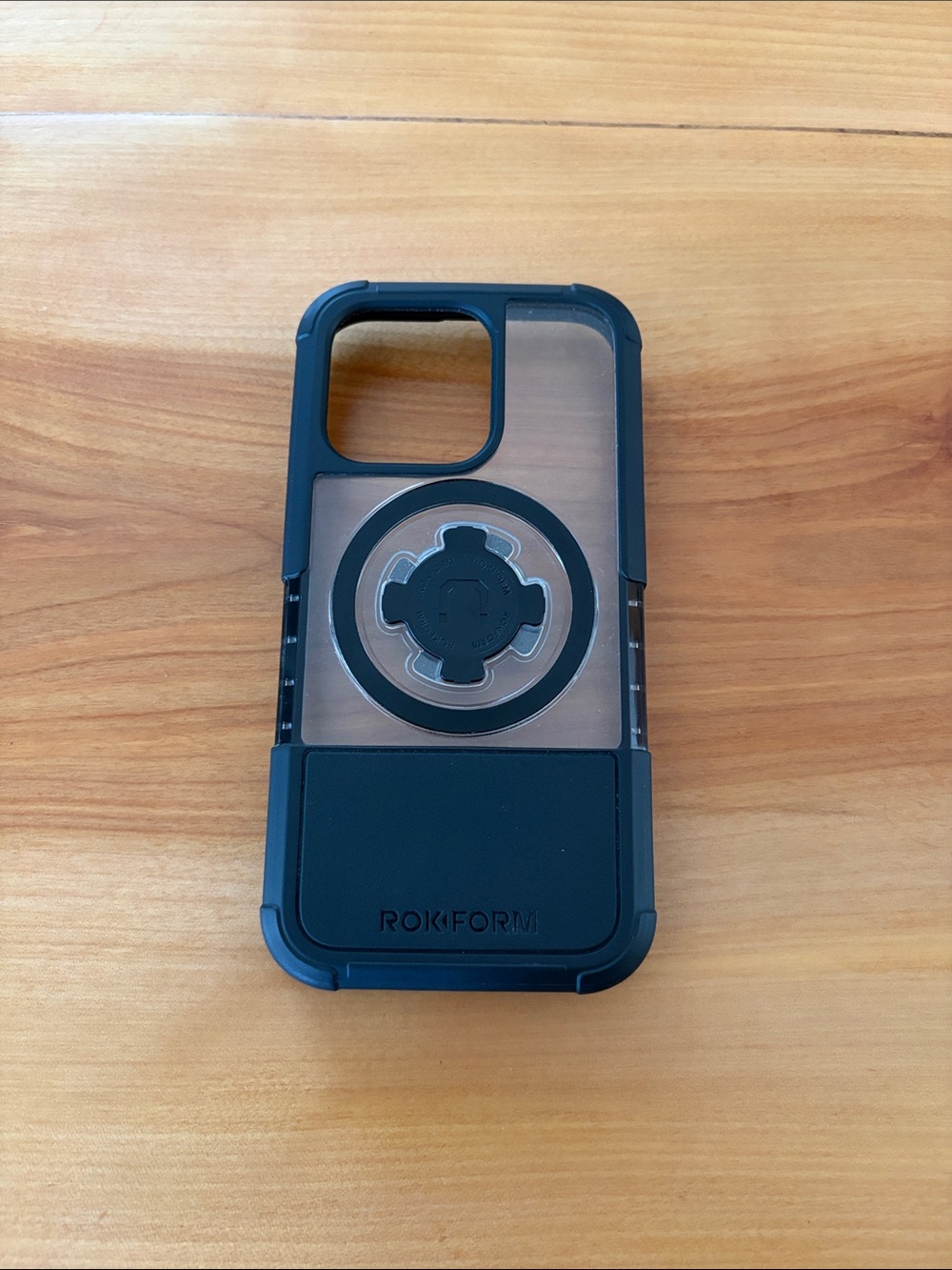 IPhone 14 Pro magnetic case